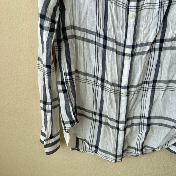 Button-up Shirt Long Sleeve White Dark Gray Plaid by American Eagle Size XS - Picture 4 of 12